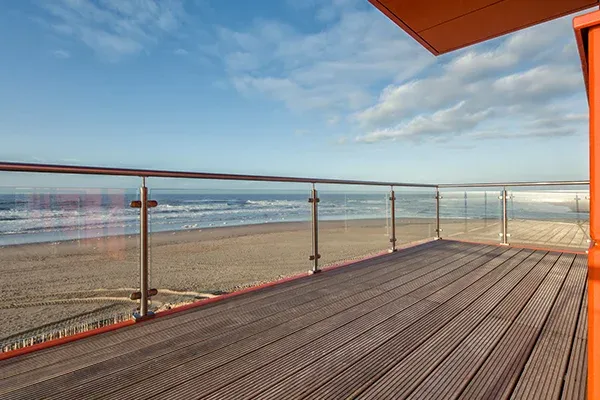 Какие факторы следует учитывать перед установкой перил из нержавеющей стали?