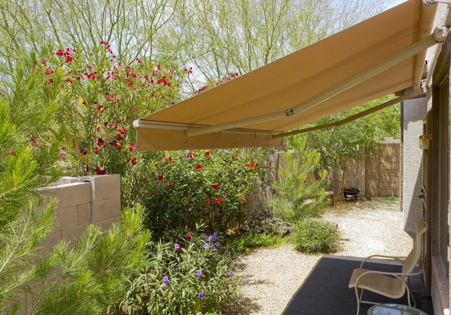 Как выбрать алюминиевые навесы?