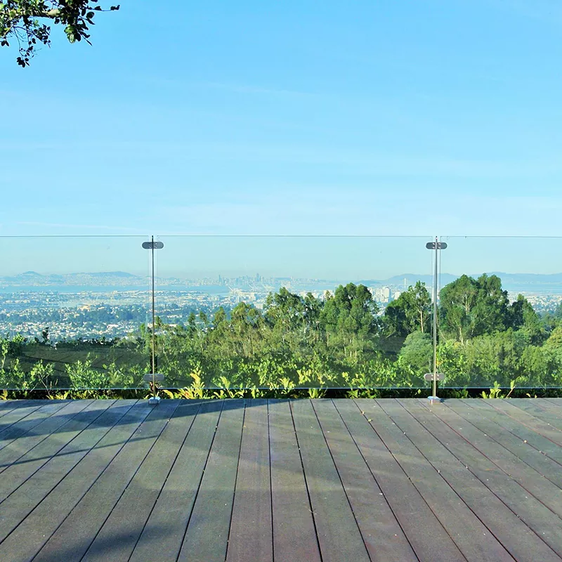 Стеклянные перила